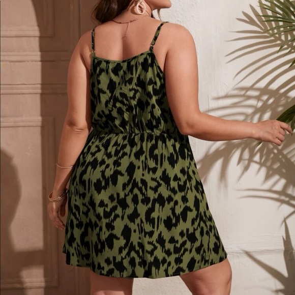 Plus size leopard print cami dress - Picture 11 of 15